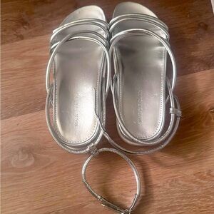 Pre-owned Marc Fisher Joylyn Sandals Silver White Strappy Ankle Strap Buckle